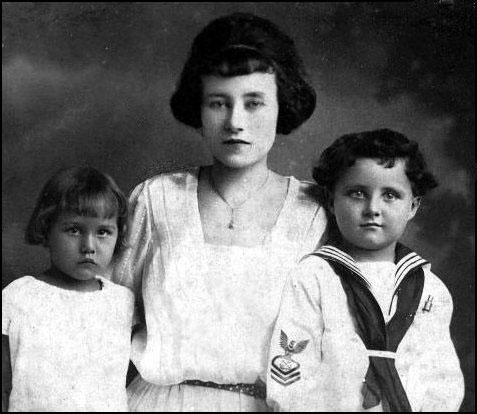Faye Bryan, Mattie (Williams) Bryan and Hardy Patrick Bryan Jr.